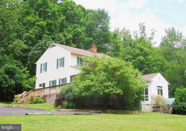 4676 MISSION RD, Harpers Ferry, WV 25425