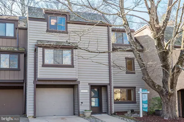 1535 PARK GLEN CT, Reston, VA 20190