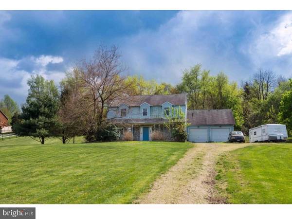 12 CRUSHER RD, Douglassville, PA 19518