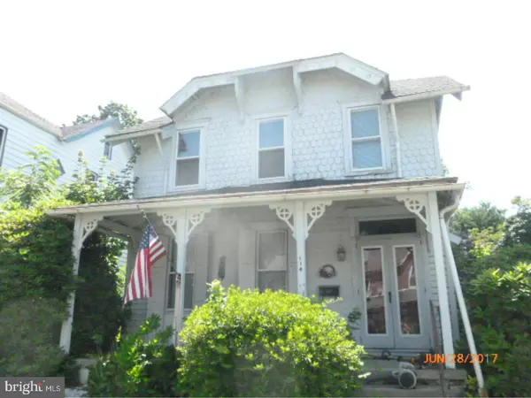 114 CHESTER AVE, Coatesville, PA 19320