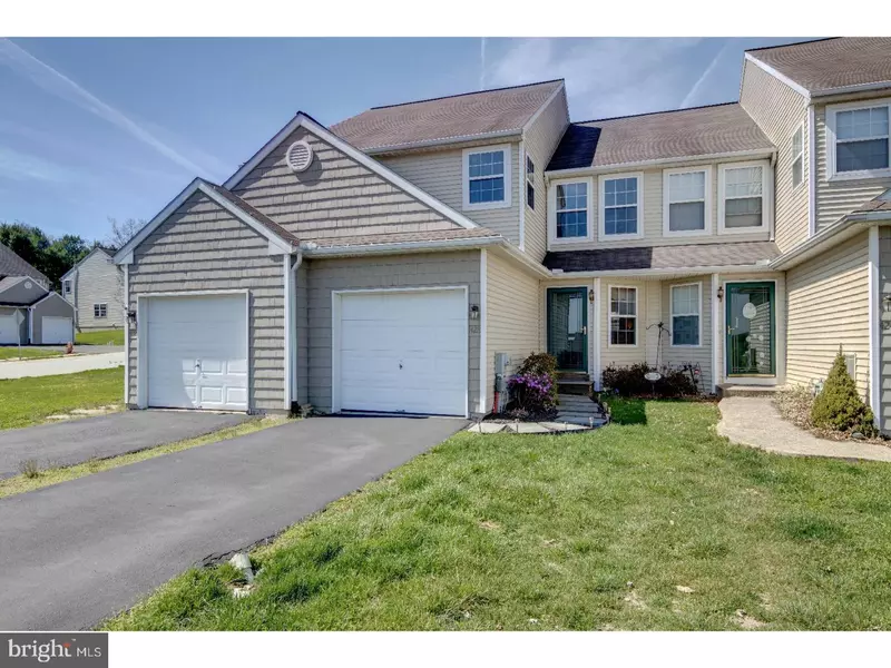 428 GAVIN DR, Coatesville, PA 19320