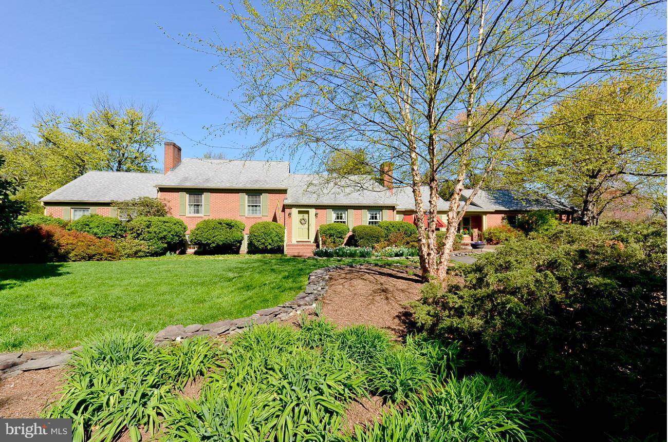 8908 JACKSON AVE, Manassas, VA 20110