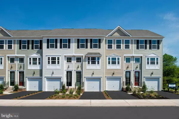 8200 HERITAGE CROSSING CT, Manassas, VA 20109