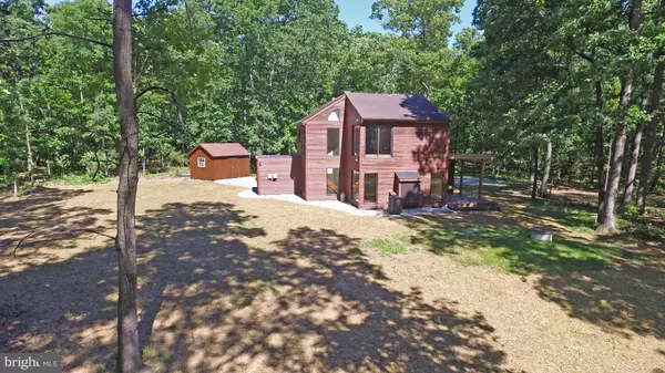 Catharpin, VA 20143,12522 CANTER LN