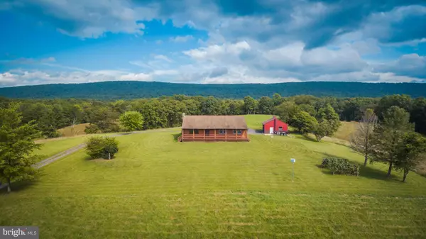 3738 POSEY HOLLOW RD, Berkeley Springs, WV 25411