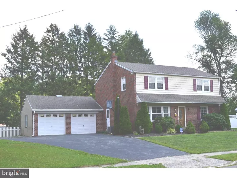 4955 MADISON DR, Brookhaven, PA 19015