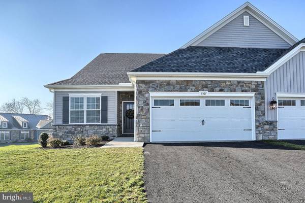 6215 THORNHILL LN, Mechanicsburg, PA 17050