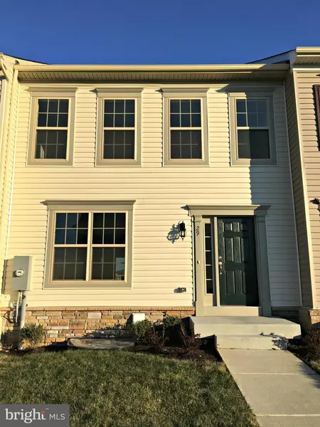 80 NIBLICK SQ, Front Royal, VA 22630