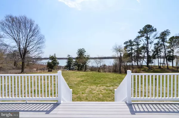 Colonial Beach, VA 22443,460 SEBASTIAN AVE