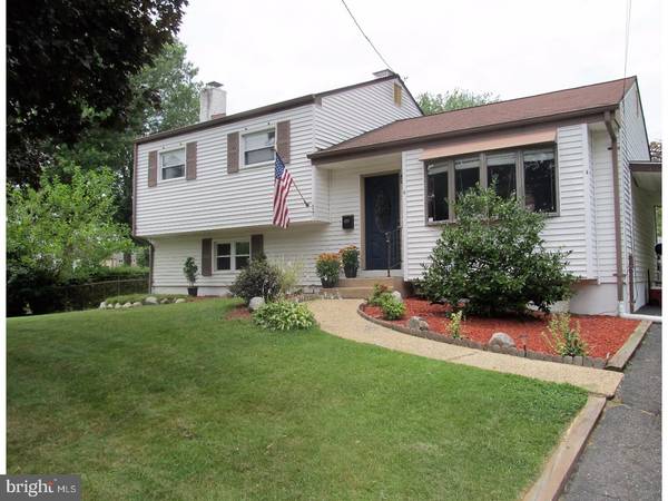 17 COPPERFIELD DR, Hamilton Twp, NJ 08610