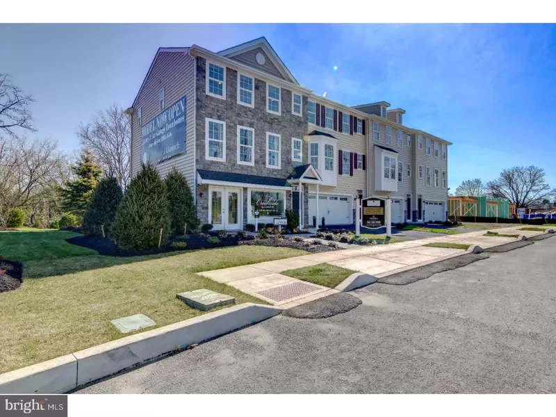 2515 MARVINE AVE, Drexel Hill, PA 19026