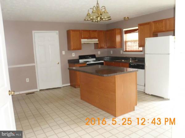 Waldorf, MD 20603,10646 ASHFORD CIR