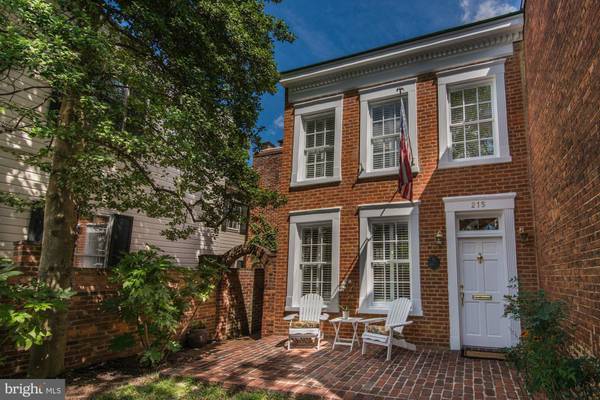 215 WOLFE ST, Alexandria, VA 22314