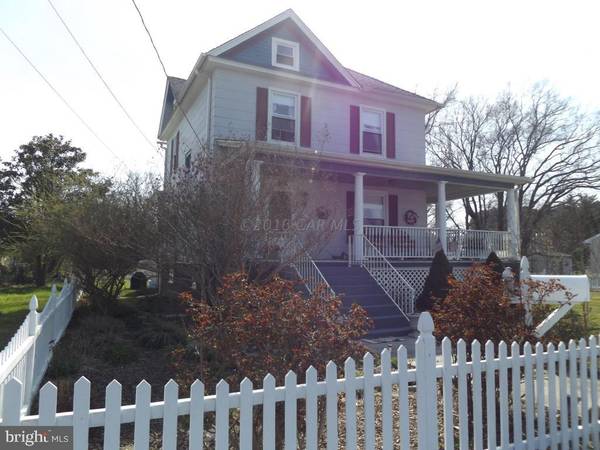 105 COLUMBIA AVE, Crisfield, MD 21817