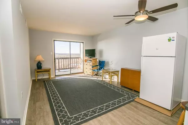 Ocean City, MD 21842,121 76TH ST #103