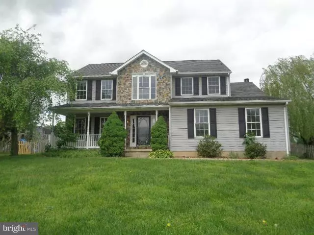 67 DORCHESTER DR, Falling Waters, WV 25419