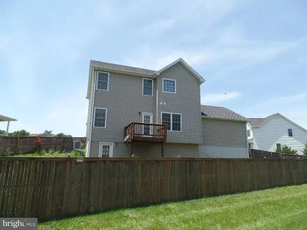 Bunker Hill, WV 25413,72 WILLOWBY CT