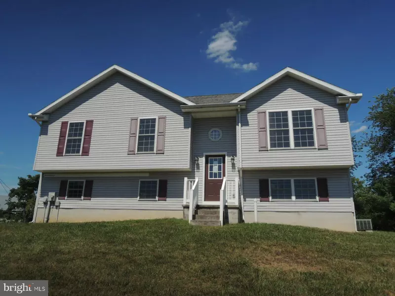 43 EXECUTIVE WAY, Hedgesville, WV 25427