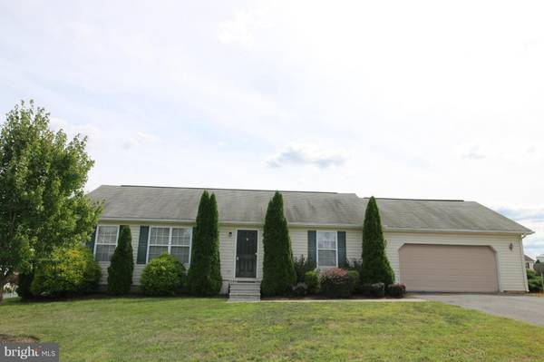 23 SEDGE WREN LN, Martinsburg, WV 25405