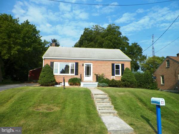 294 HEDRICK, Martinsburg, WV 25405