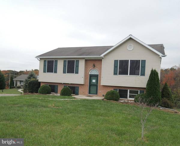 440 JEANNA LN, Falling Waters, WV 25419