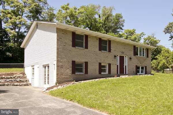 Martinsburg, WV 25404,244 IDEN LN