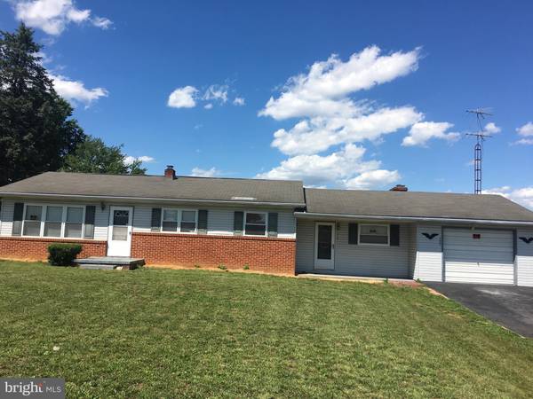 209 CLINE DR, Inwood, WV 25428