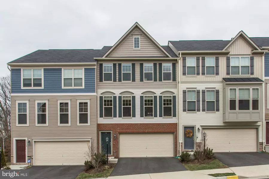 42720 OGILVIE SQ, Ashburn, VA 20148