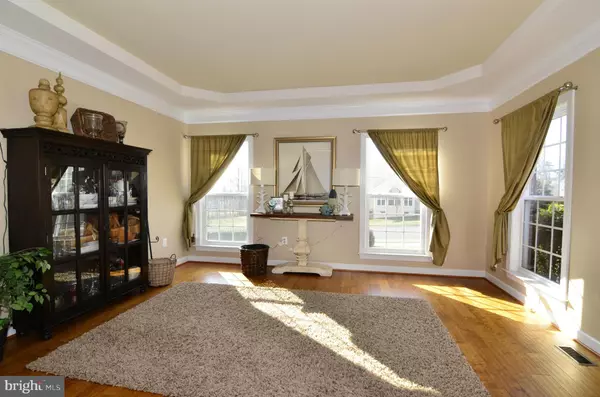 Ashburn, VA 20148,22578 FOREST VIEW CT