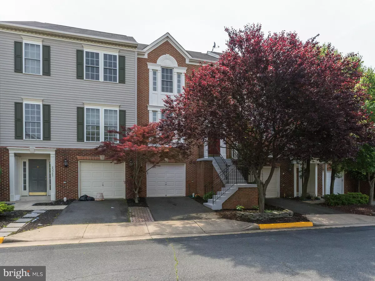 Chantilly, VA 20152,25561 FRETTON SQ