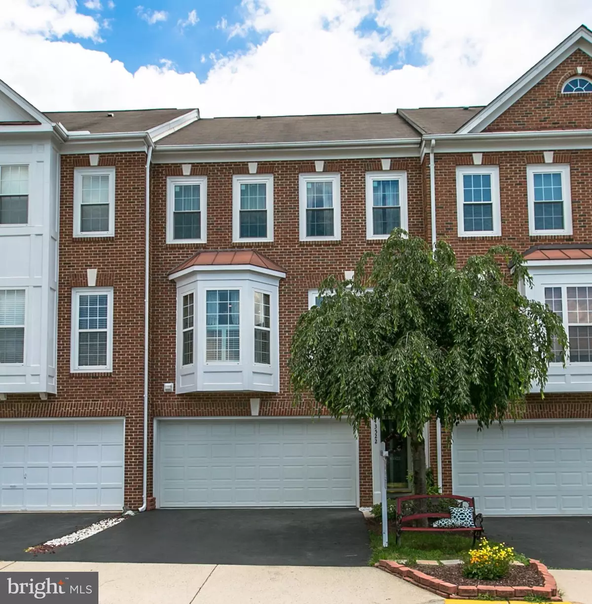 Chantilly, VA 20152,43522 HUBBARD SQ