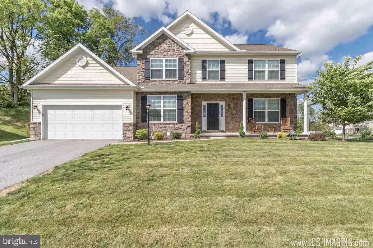 Mechanicsburg, PA 17050,8 REDSTONE CT