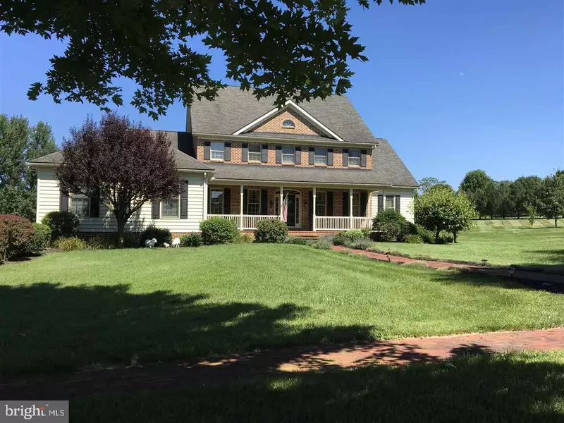 12 SANDY BOTTOM RD, Carlisle, PA 17015