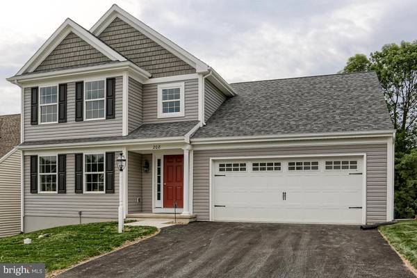 208 KENNETH DR #27, Leola, PA 17540