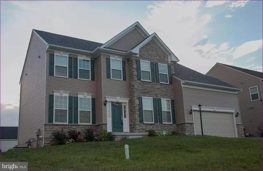 12 TANGLEWOOD DR, Mechanicsburg, PA 17050