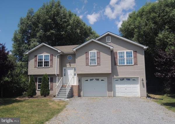 380 WENDOVER DR, Bunker Hill, WV 25413