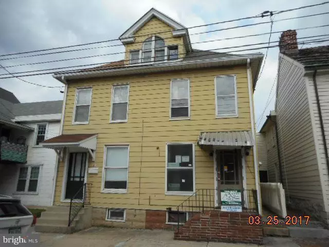 223 KING ST E, Chambersburg, PA 17201