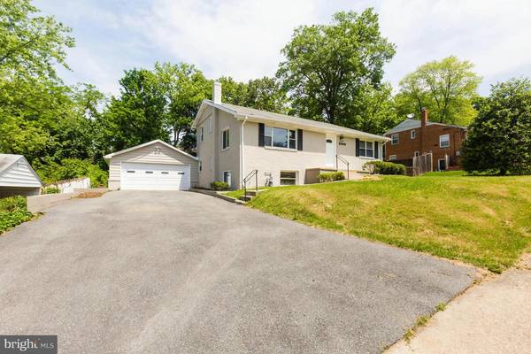 2408 FAIRLAWN ST, Temple Hills, MD 20748