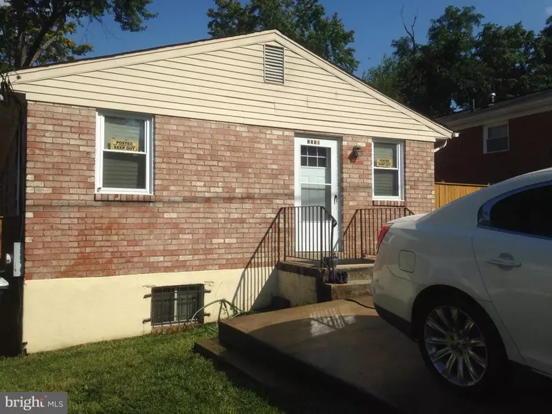 1118 IAGO AVE, Capitol Heights, MD 20743