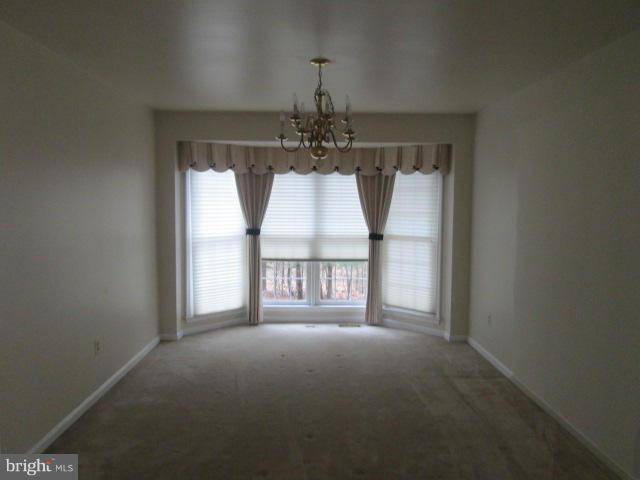 Glenn Dale, MD 20769,7403 LAKE GLEN DR