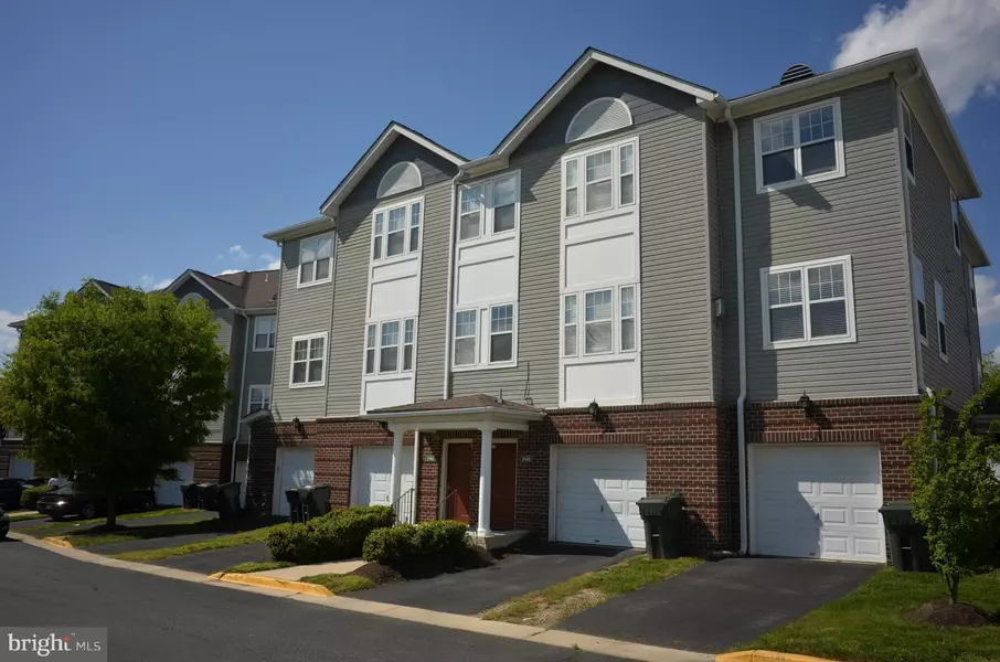 3144 IRMA CT #3144, Suitland, MD 20746