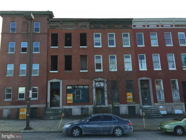 229 NORTH AVE E, Baltimore, MD 21202