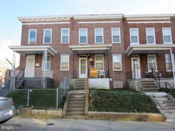 3235 LYNDALE AVE, Baltimore, MD 21213