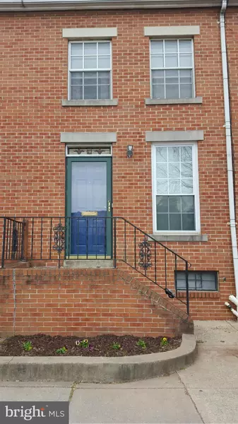 18 WOLFE ST N, Baltimore, MD 21231