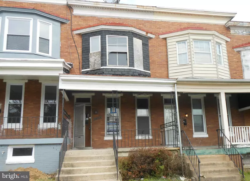 2838 CLIFTON AVE, Baltimore, MD 21216