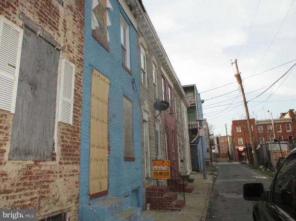 Baltimore, MD 21223,208 BRUCE ST S