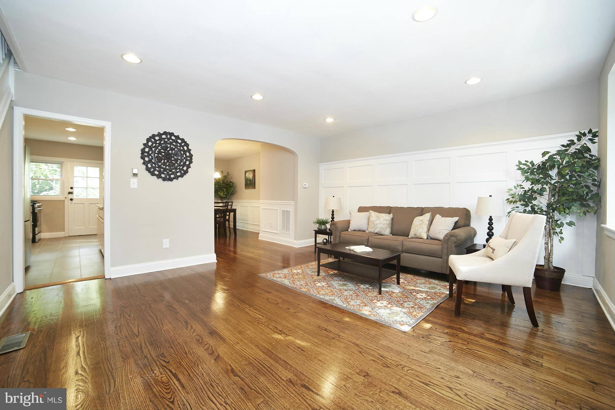 Baltimore, MD 21218,3909 EDNOR RD