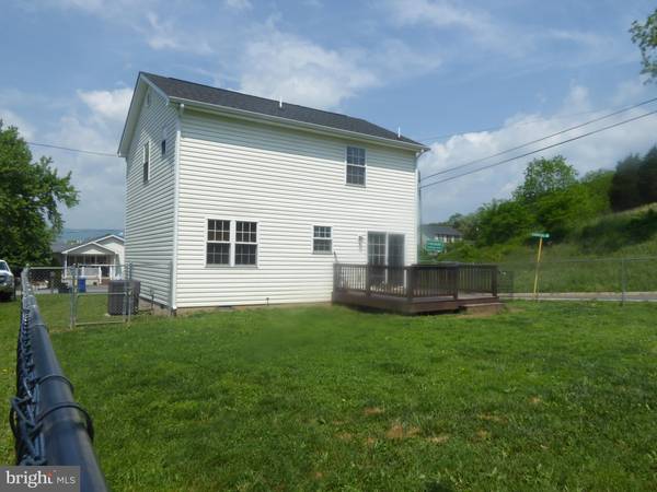 Strasburg, VA 22657,196 EBERLY ST