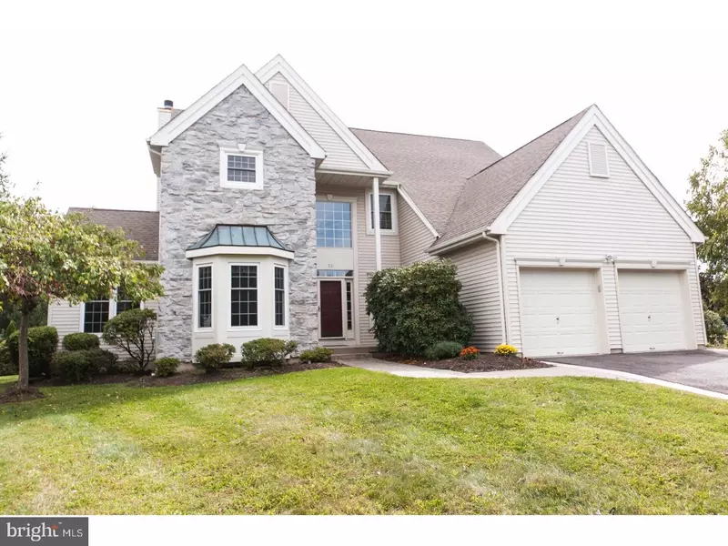 19 MARSHALL CT, Plainsboro, NJ 08536