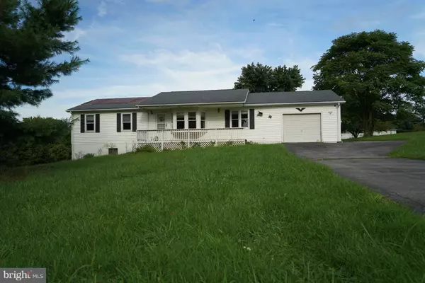 354 CAMELOT BLVD, Falling Waters, WV 25419